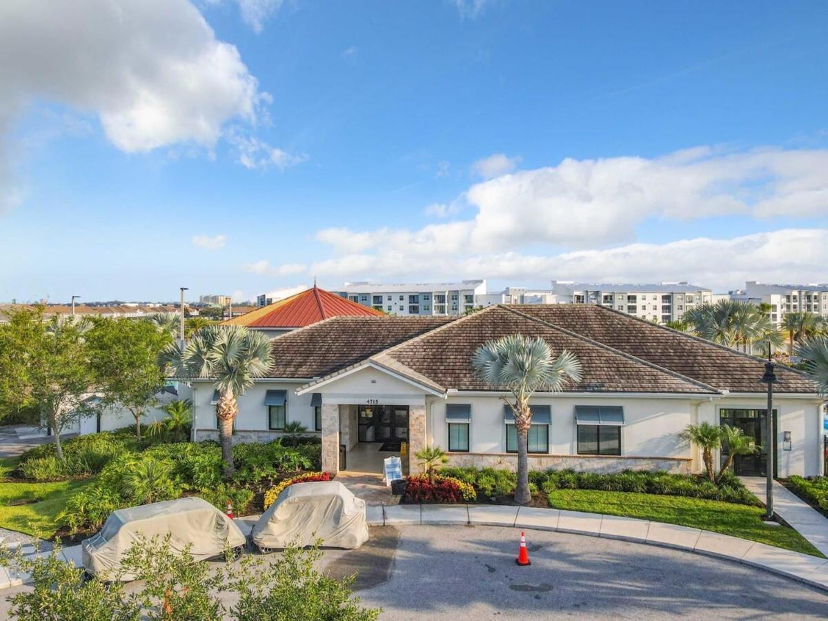 Terrific Thematic Lakeview 2B With 2 Clubhouses Kissimmee Εξωτερικό φωτογραφία