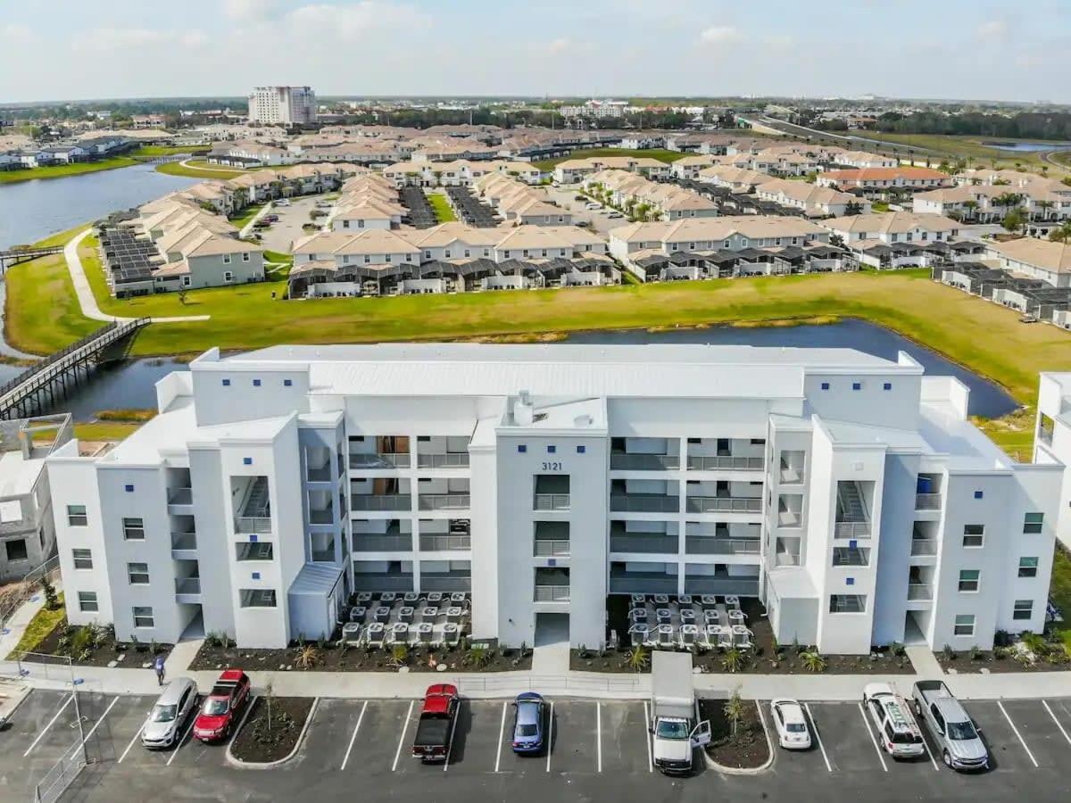 Terrific Thematic Lakeview 2B With 2 Clubhouses Kissimmee Εξωτερικό φωτογραφία